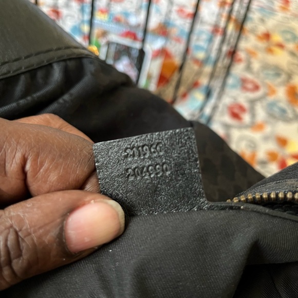 Gucci Made in Italy Canvas Leather Trim Shoulder Bag - Picture 8 of 9